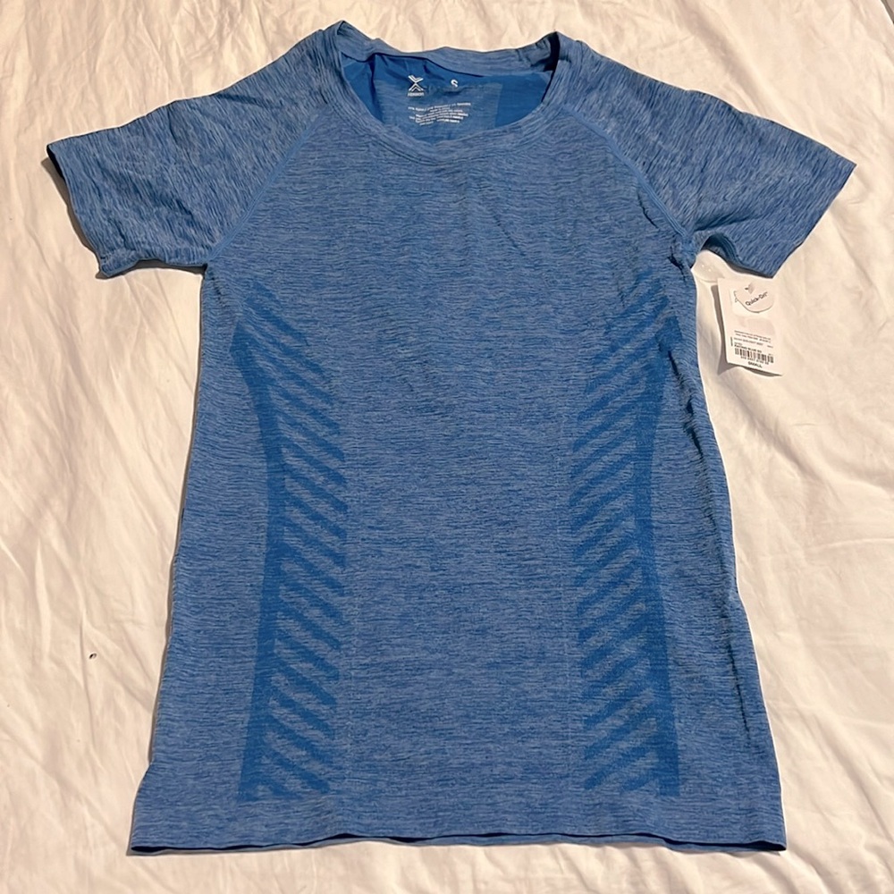 Xersion women’s shirt